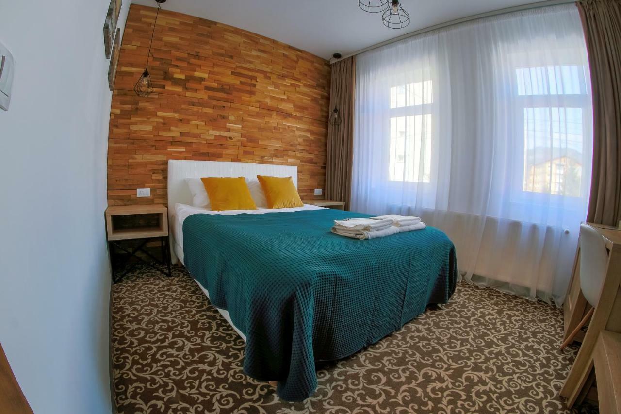 Residence Rooms Bucovina Câmpulung Moldovenesc Exterior photo