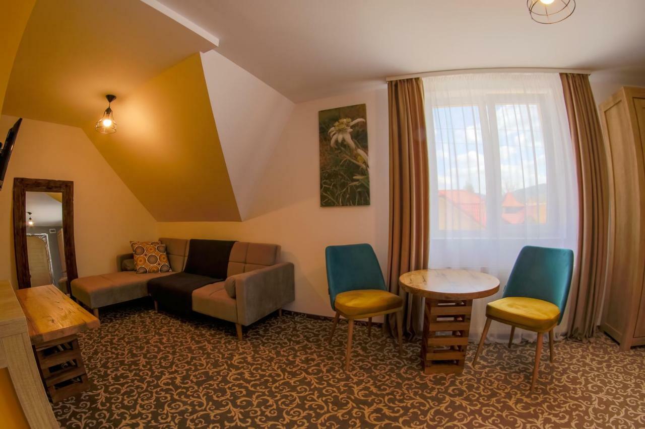 Residence Rooms Bucovina Câmpulung Moldovenesc Exterior photo